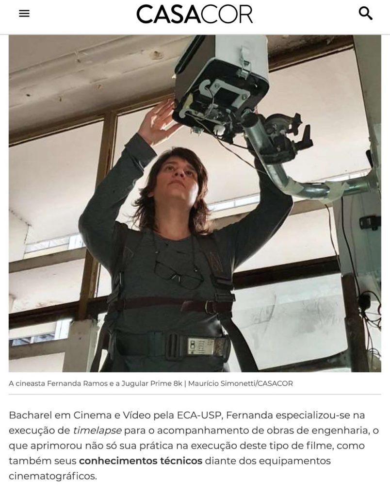 Fernanda Ramos ajusta seu equipamento de time-lapse em alta resolução
